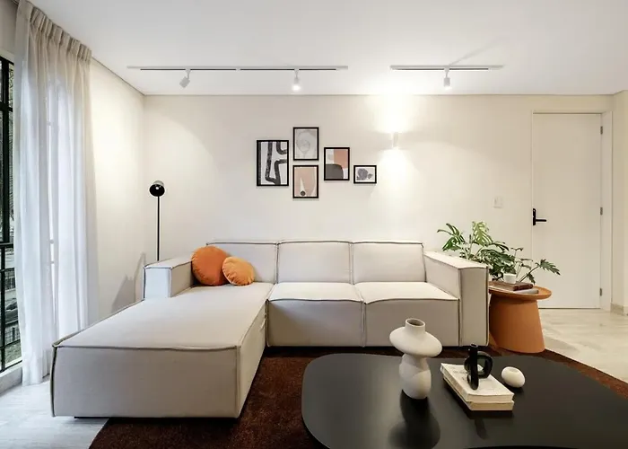 Cam 303 Apartment *